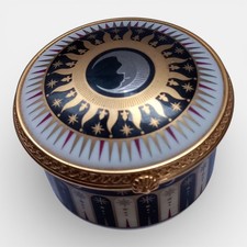 Royal Worcester 2001