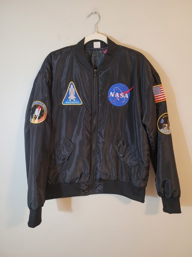 Spirit halloween nasa apollo - nasa,