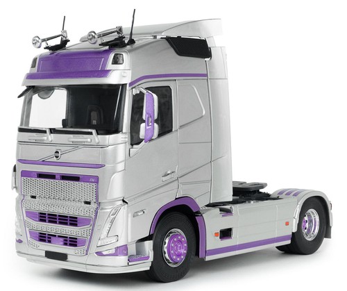 Solido scale volvo trucks - scale,