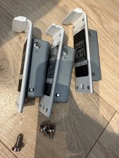 Missing parts 3 x Flexson FLXP1WB1011  Sonos Play:1 Wall Mount white