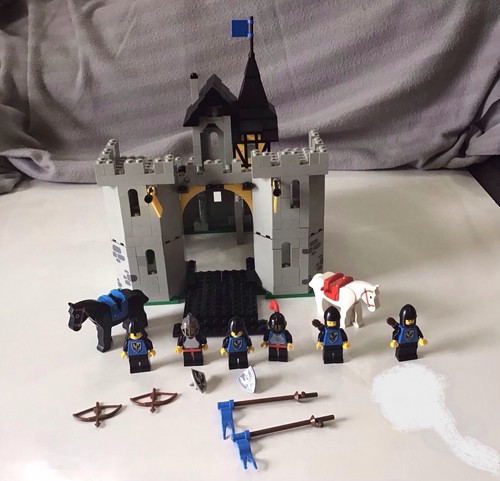 Lego castle black falcon s - lego, falcon's