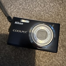 Nikon Coolpix S560 Digital