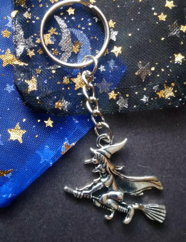 Witch broom charm - a,