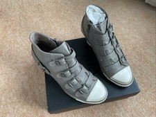 Ash Leather buckle Wedge