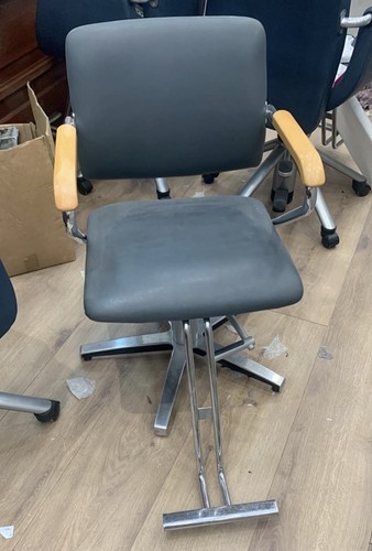 Two wellonda hairdressing - wellonda,