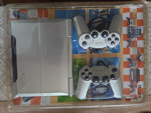 Vintage 2009 game player 4 - player,
