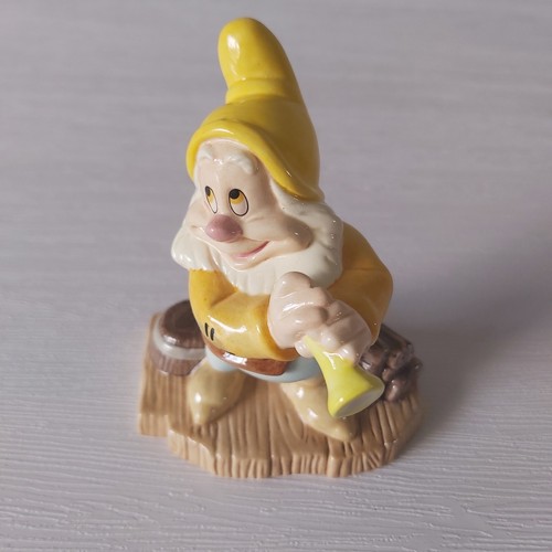 Royal doulton disney dwarf - royal,