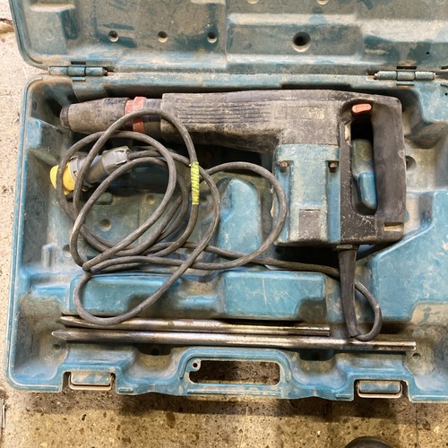 Makita breaker hm1100c 110v