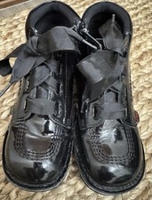 KICKERS'SBLACK PATENT GIRLS