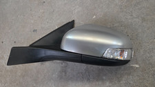 Volvo V70 P3 R Design Left