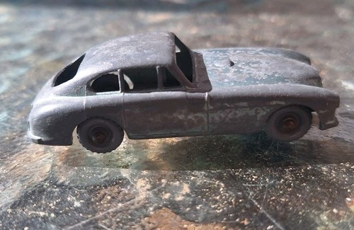 Matchbox aston martin - aston,