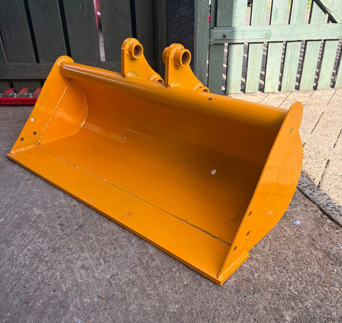 Brand new mini digger digging - new,