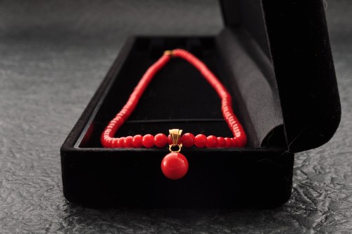 18k gold clasp red coral - gold,