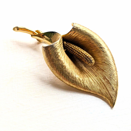 1960s spinx gold tone calla - 1960s,