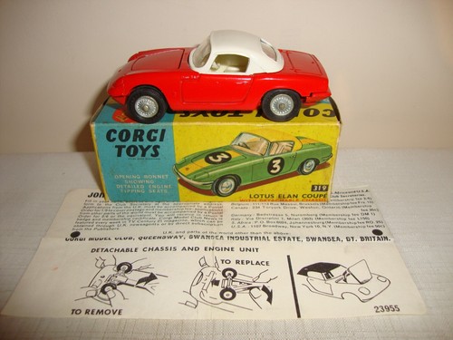 Corgi toys 319 lotus - toys,