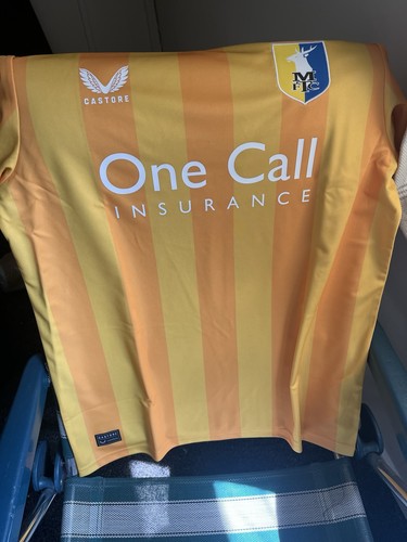 Mansfield town home football - town,