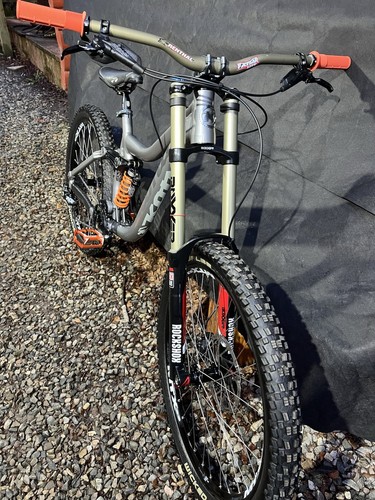 Down hill full suspension - hill,