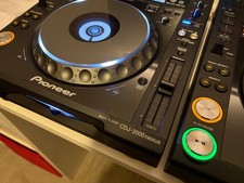 1 x Pioneer CDJ2000 Nexus DJ