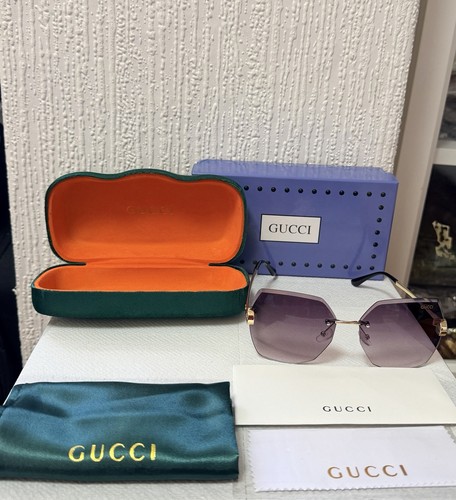 Gucci sunglasses with - with, case