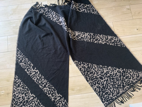 Leopard oliver bonas - leopard, shawl