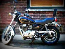 Yamaha XS 750 US. Custom 1980