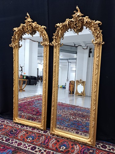Pair gold antique style - pair,