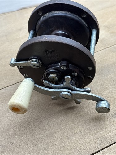 Vintage penn fishing reels - fishing, no
