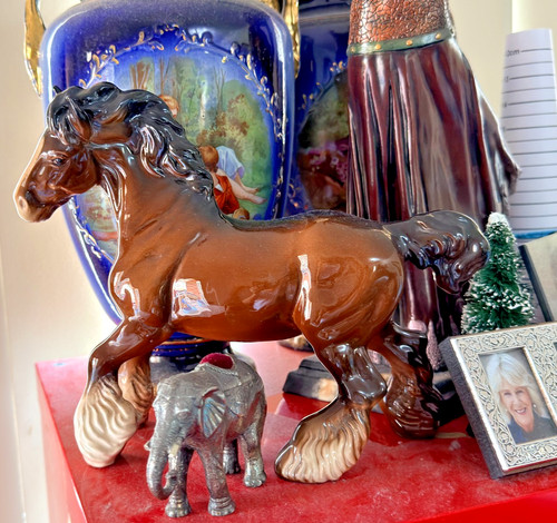 Large beswick figure the - -,