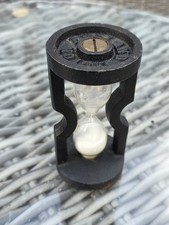 VINTAGE robert welch VICTOR ENGLAND CAST IRON   HOUR GLASS 3 MINUTE EGG TIMER