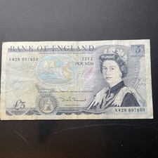 Old £5 NOTE  KW28