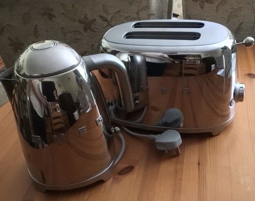 Boxed smeg jug kettle - boxed, smeg;