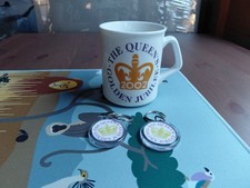 The queen golden jubilee - golden,