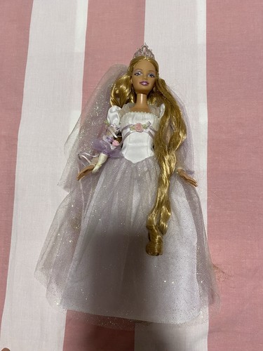 Barbie rapunzel wedding 2005 - barbie,