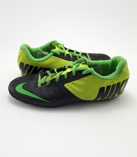 Vintage Mens Nike Bomba Pro II Black Volt Green Soccer Shoes 580444-037 Size 9.5