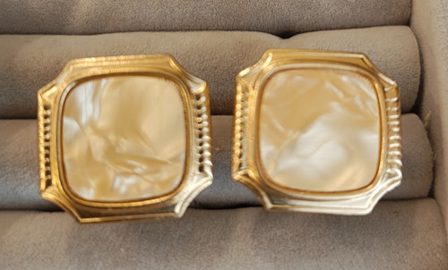 Pair 1970s gold tone square - gold,