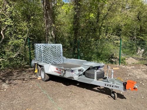 Ifor williams gh1054 twin axle - williams,