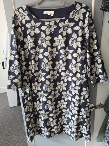 Sea salt lined moonrock - lined, dress