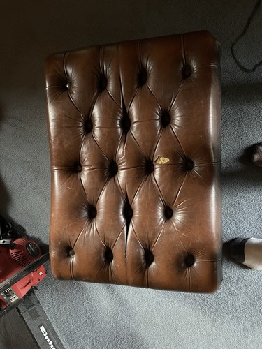Vintage chesterfield queen - vintage,