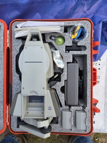Sokkia total station - total,