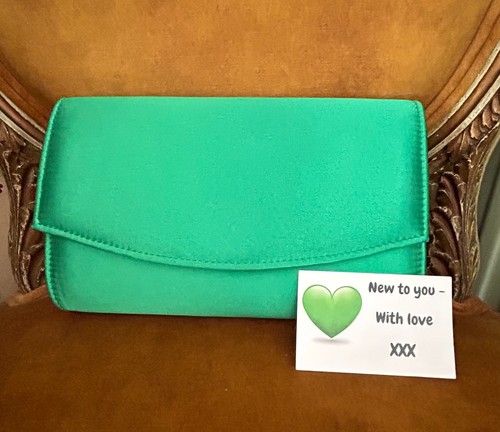 Beautiful green satin - green, style