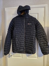 Mens Berghaus Hydroloft Jacket Size Medium Navy Blue Excellent Condition