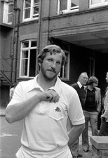Ian botham proudly - botham,