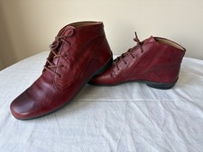 Beautiful Gabor Red Leather