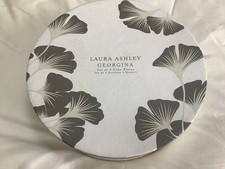 Laura Ashley Georgina Cake