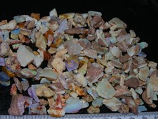Coober Pedy Opal Rough/Fossil/Chips Parcel 390cts Fires/Skin/Sand specimens NR