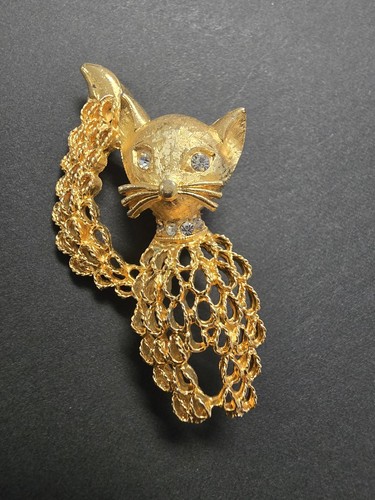 Vintage mamselle brooch - vintage,