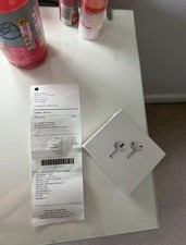 Apple AirPods 2nd Generation