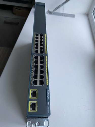 Cisco catalyst c2960 - catalyst, ws-c2960-24tt-l