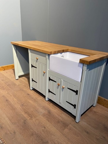 Pine freestanding kitchen - pine,