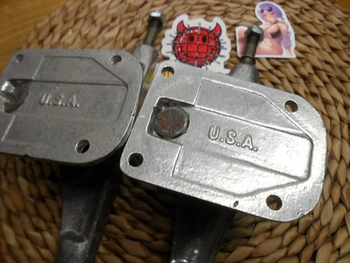 Skateboard trucks vintage - skateboard,